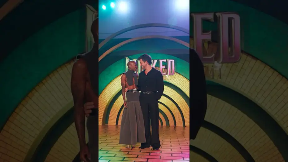 Video for the film Wicked Part Two — Cynthia Erivo and Jonathan Bailey brought the magic to São Paulo!
