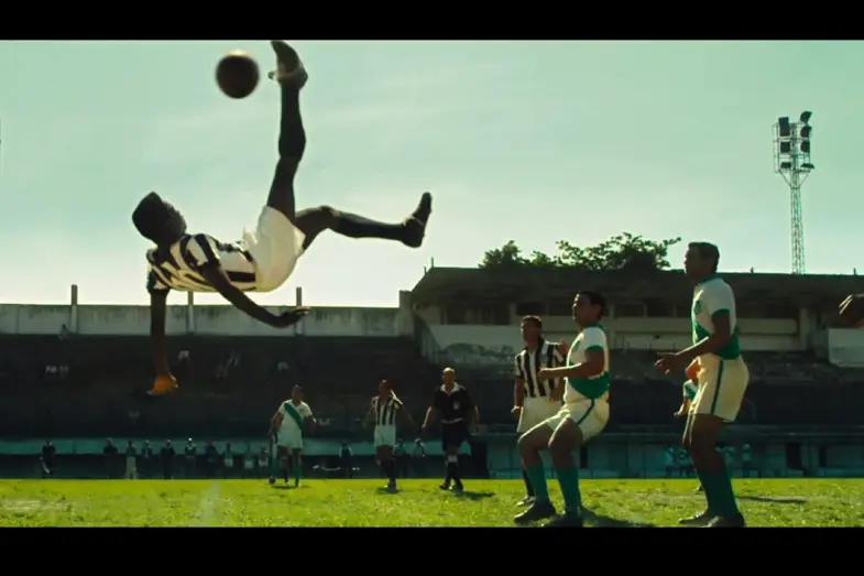 Video for the film Pelé: Birth of a Legend — PELÉ - Bande Annonce VOST