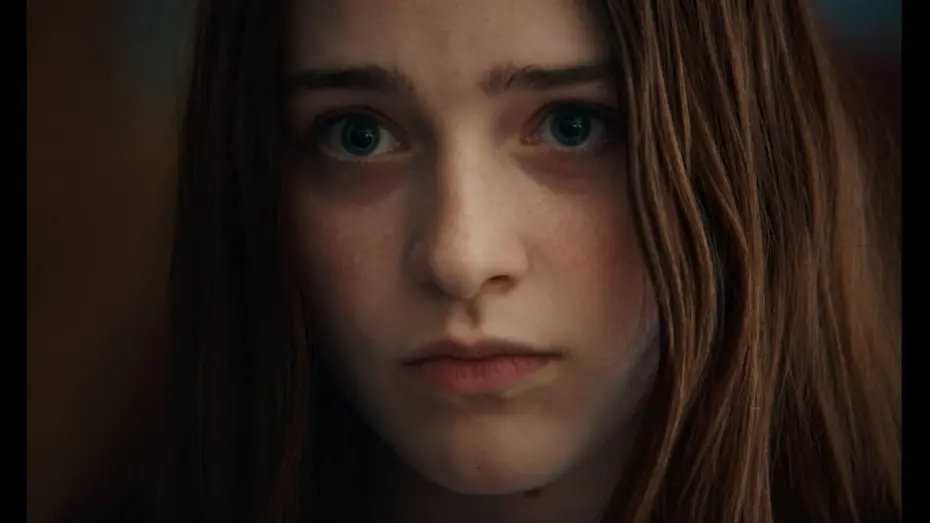 Video for the film Holly — HOLLY - Trailer