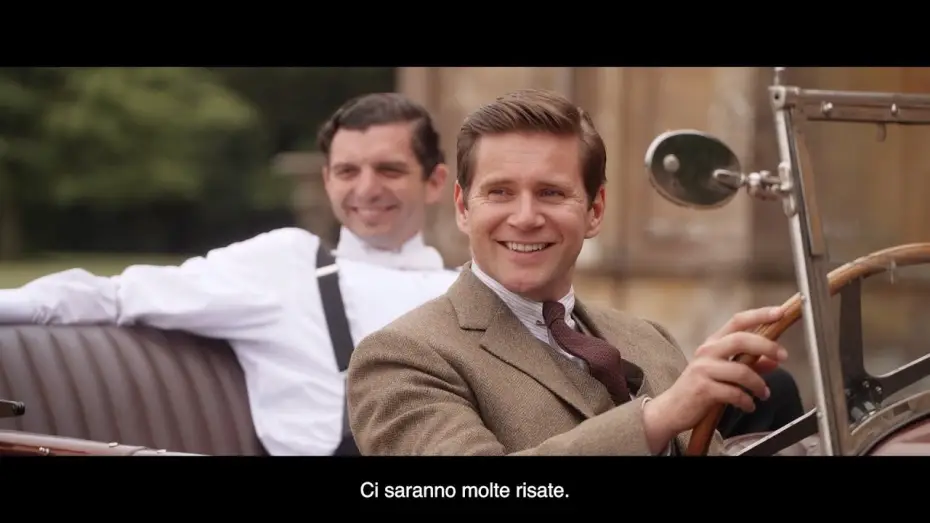 Video for the film Downton Abbey: A New Era — Downton Abbey II: Una Nuova Era - Dietro l'obiettivo | Episodio 1 "La storia fino ad oggi"