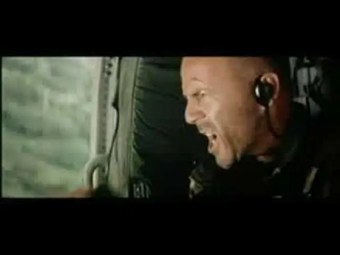 Video for the film Tears of the Sun — les larmes du soleil