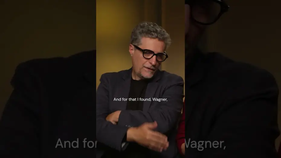 Video for the film The Secret Agent — Kleber Mendonça Filho and Wagner Moura introduce their gripping thriller THE SECRET AGENT.