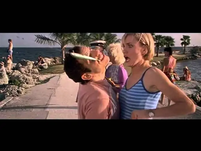 Video for the film There's Something About Mary — Loco por Mary (Trailer Oficial)