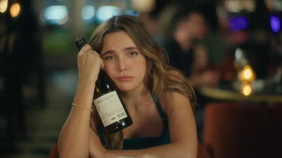 Video for the film 40 Dates and 40 Nights — Official Clip - Date Montage