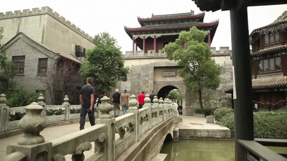 Video for the film Skyfall — Videoblog: Locations
