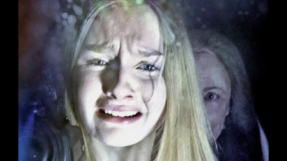 Video for the film The Visit — La Visita (Trailer español)