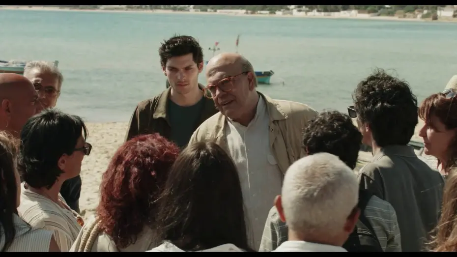 Video for the film Hammamet — HAMMAMET - Clip "Spiaggia"