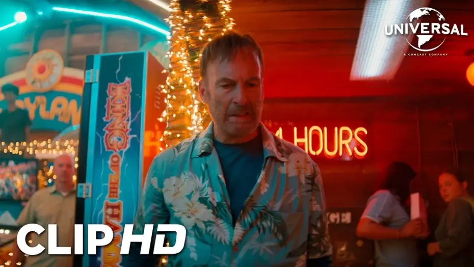 Video for the film Nobody 2 — Clip en español - Hutch gana la pelea en las recreativas