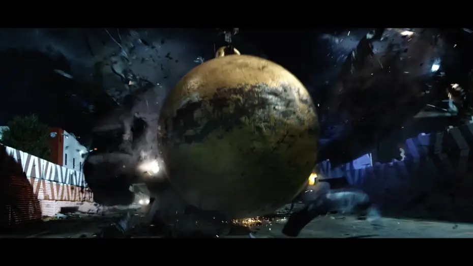 Video for the film The Fate of the Furious — FAST & FURIOUS 8 - Featurette "Palla di demolizione" (sottotitoli in italiano)