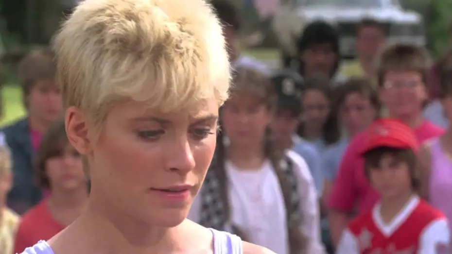 Video for the film The Legend of Billie Jean — Pat Benatar - Invincible  (Theme from "The Legend of Billie Jean")