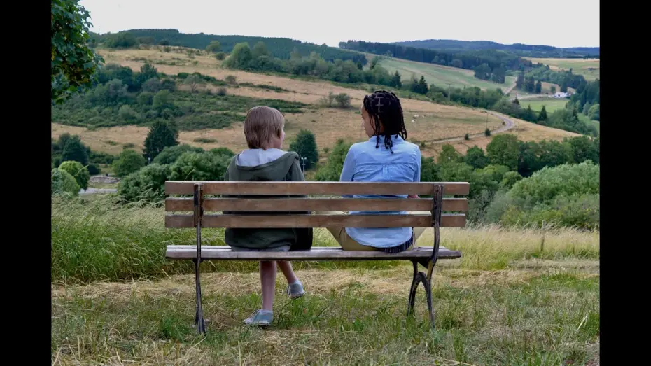 Video for the film Tomorrow I'll Be Brave — AB MORGEN BIN ICH MUTIG - Offizieller Trailer
