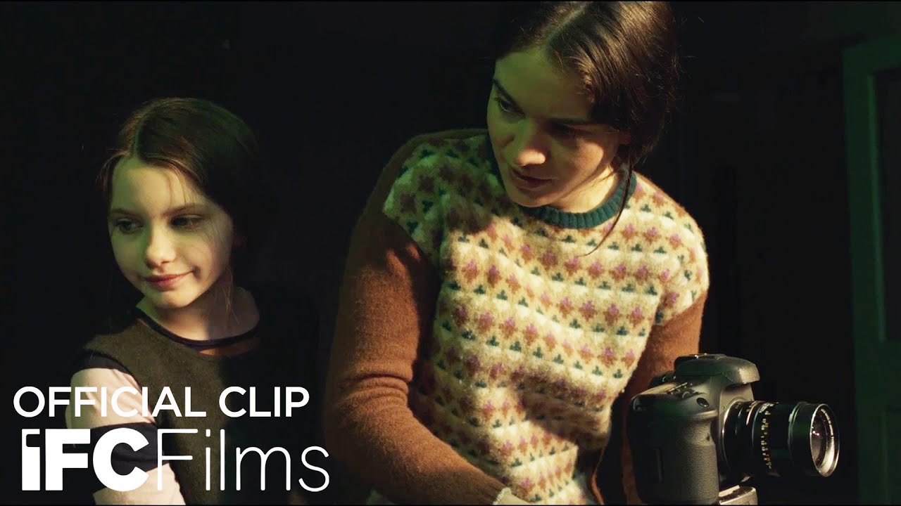 Video for the film Stopmotion — Official Clip "A New Tale"