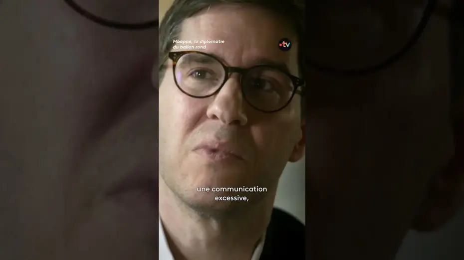 Video for the film Mbappé, la diplomatie du ballon rond — La polémique lancée par Emmanuel Macron lors de la Coupe du monde 2022