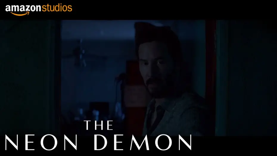 Video for the film The Neon Demon — Unwanted Guest (Movie Clip)