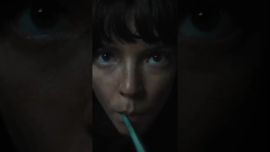 Video for the film The Gorge — Killer morning routine.