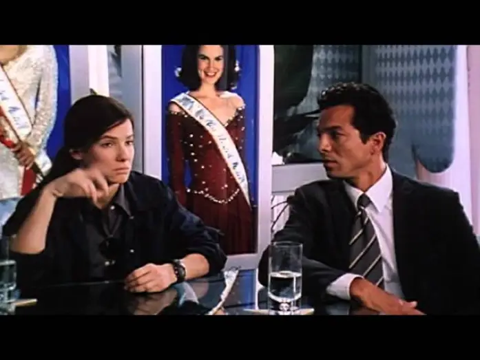 Video for the film Miss Congeniality — Miss Detective - Anteprima