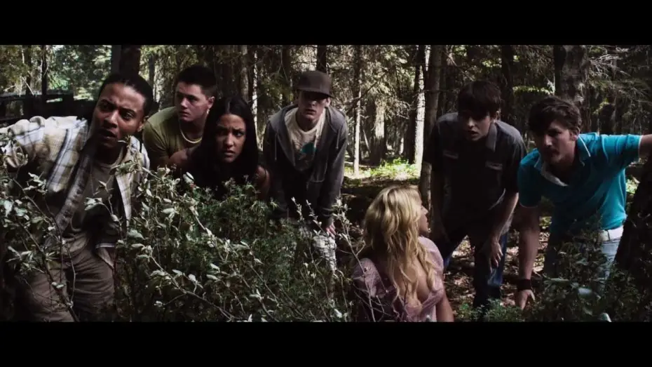 Video for the film Tucker and Dale vs. Evil — Tucker & Dale contra el mal - Trailer castellano - HD
