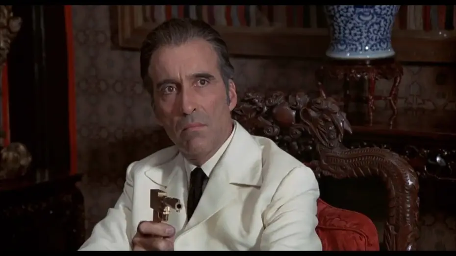 Video for the film The Man with the Golden Gun — James Bond - Der Mann mit dem goldenen Colt (Homemade Trailer)