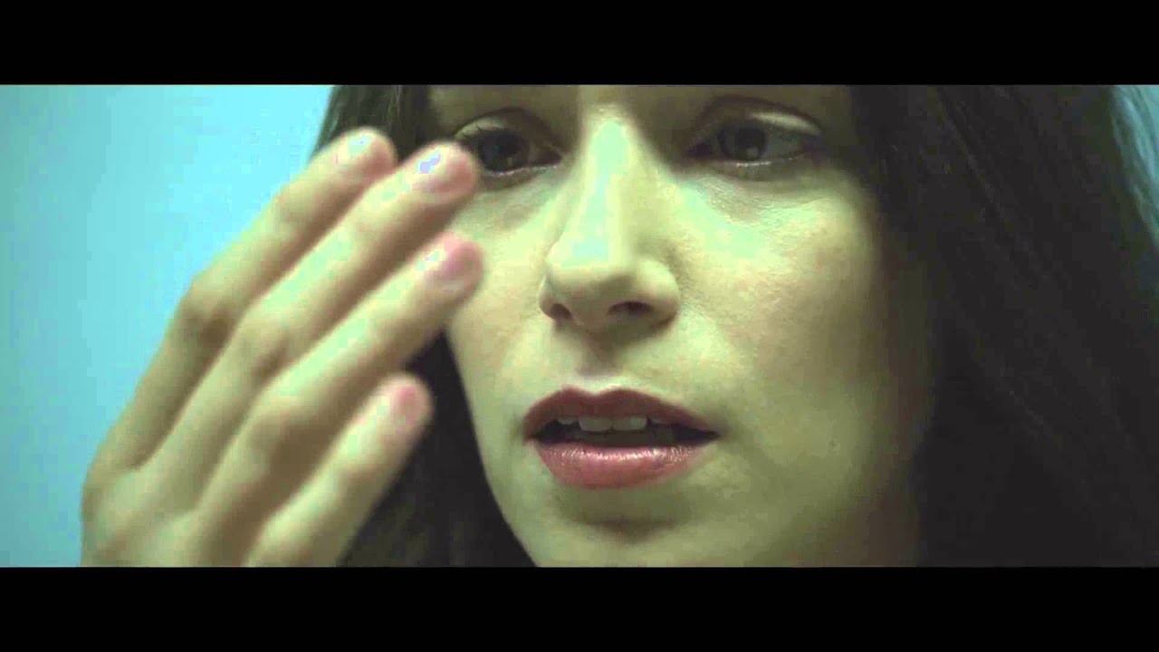 Video for the film Starry Eyes — Official Trailer