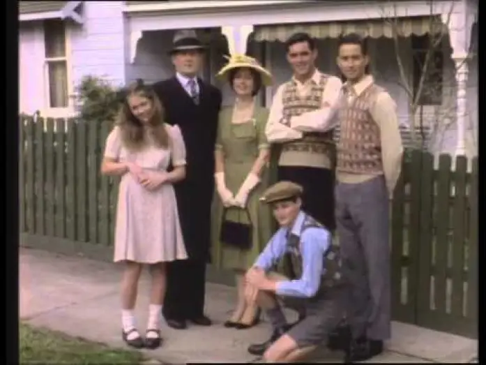 Видео к сериалу The Sullivans — The Sullivans -  Introduction
