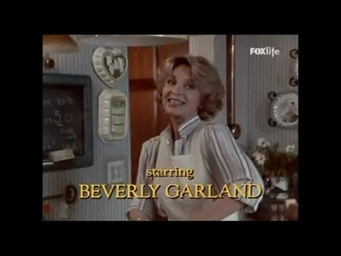 Video for the series Scarecrow and Mrs. King — les deux font la paire ( générique ( 1983