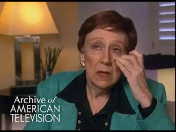 Видео к сериалу Archie Bunker's Place — Jean Stapleton discusses Edith's death on "Archie Bunker's Place" - EMMYTVLEGENDS.ORG