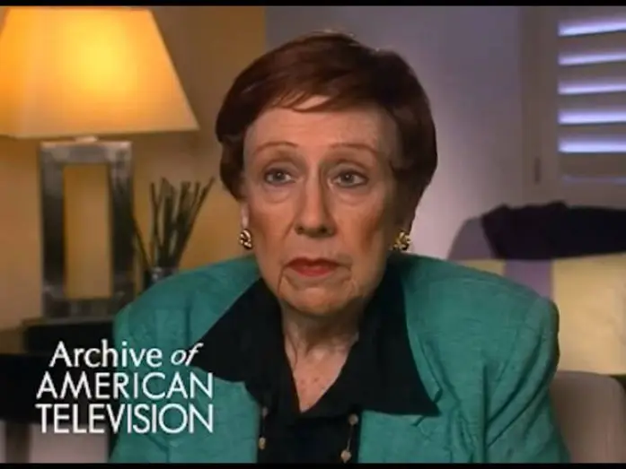 Видео к сериалу Archie Bunker's Place — Jean Stapleton discusses getting cast on "All in the Family" - EMMYTVLEGENDS.ORG