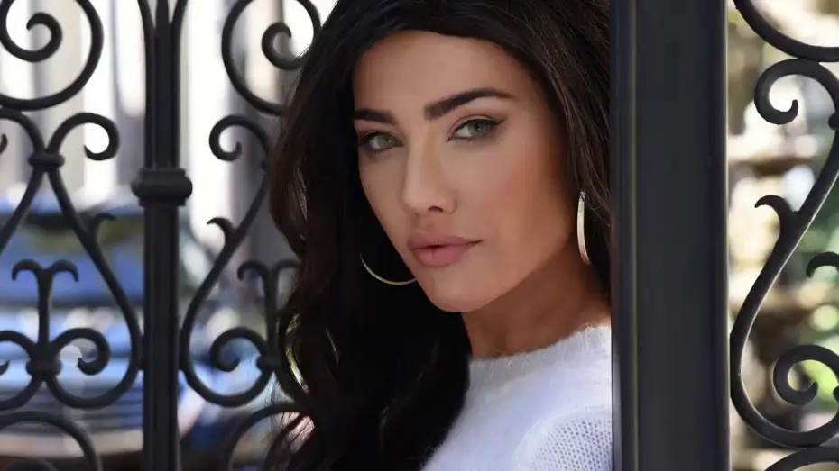 Video for the series The Bold and the Beautiful — The Bold and the Beautiful 30th Anniversary Opening Titles! (March 23, 2017)