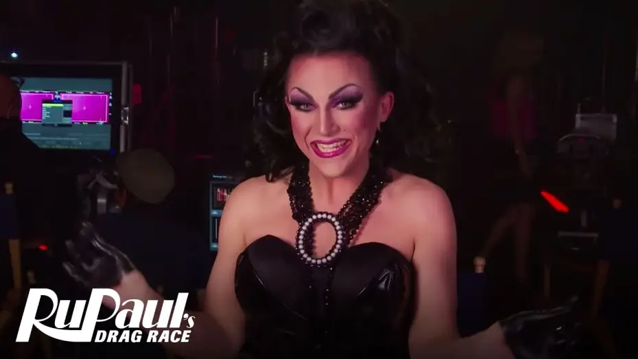 Video for the series RuPaul's Drag Race — A RuPaul's Drag Race | Christmas Carol