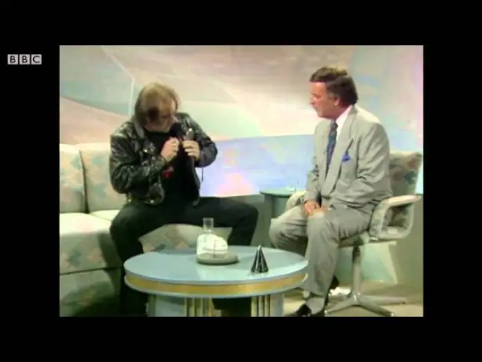 Video for the series Wogan — Wogan   The Best Of S01E02 Odd