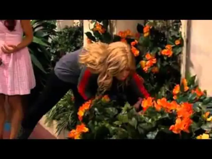 Video for the series Sam & Cat — Trailer