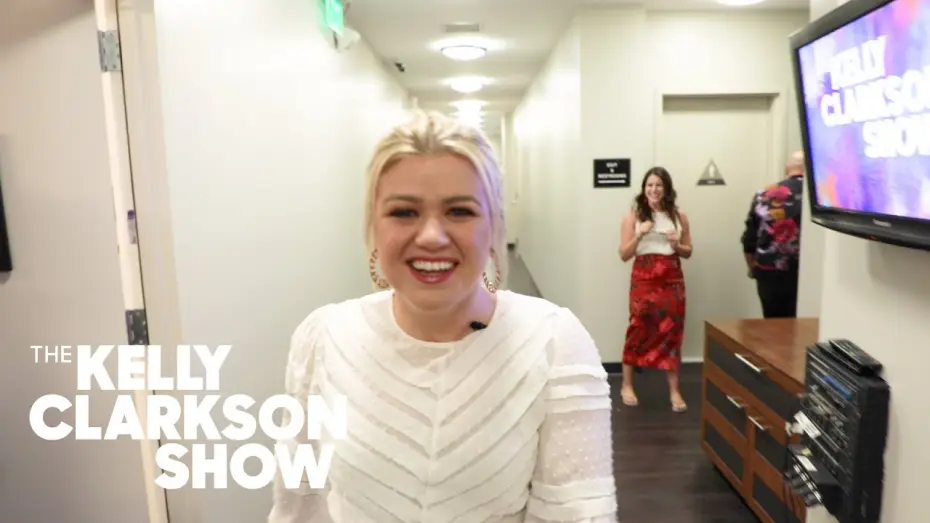 Video for the series The Kelly Clarkson Show — Kelly Gives A Behind the Scenes Wardrobe Tour | The Kelly Clarkson Show