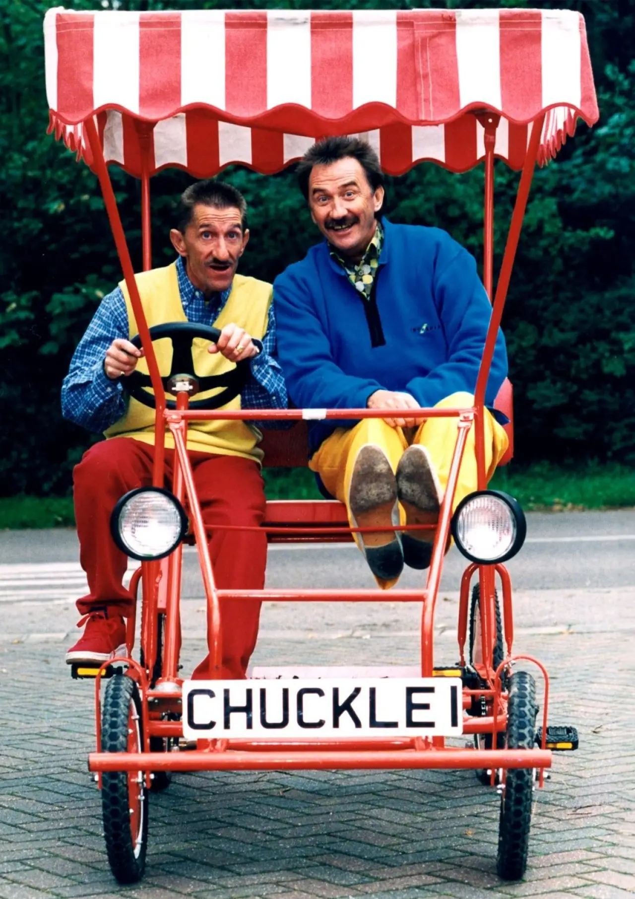 Постер к сериалу "ChuckleVision"