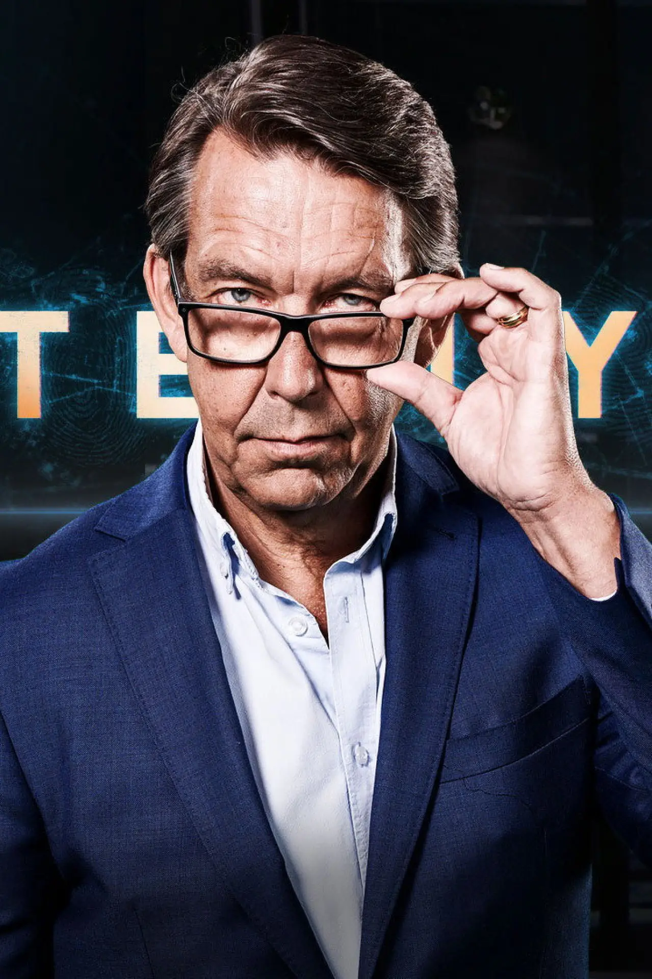Series poster "Efterlyst"