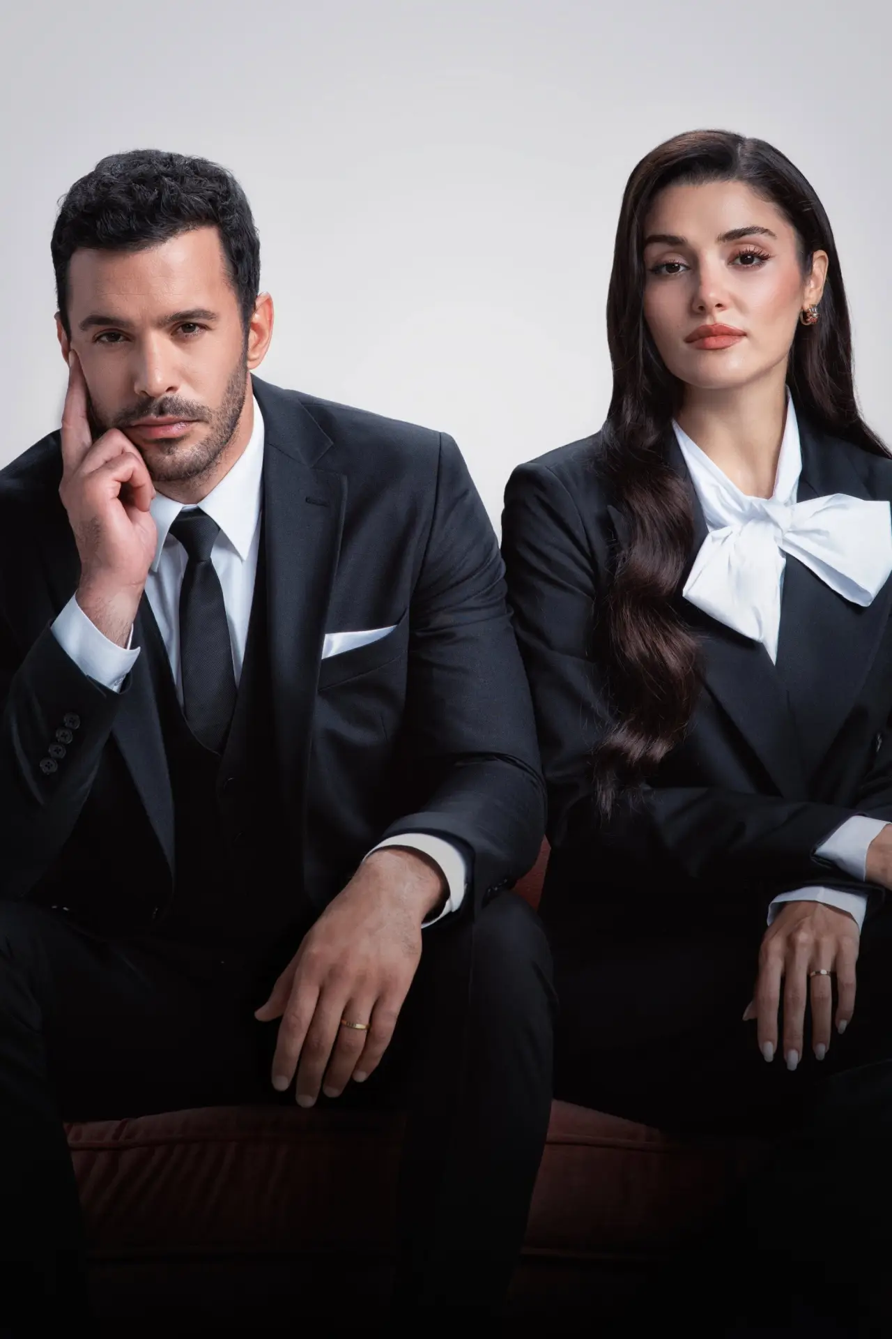 Постер к сериалу "Queen of Tears"