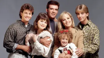 Backdrop for the TV series "Growing Pains" #1389527