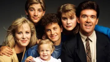 Backdrop for the TV series "Growing Pains" #1389530