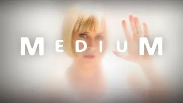 Backdrop for the TV series "Medium" #1287045