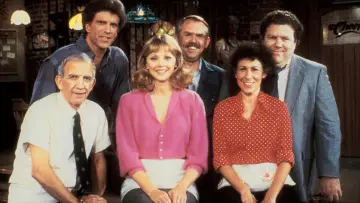 Backdrop к сериалу "Cheers" #1275857