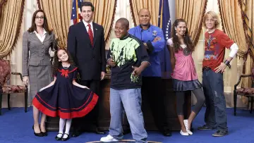 Backdrop for the TV series "Cory in the House" #1454092
