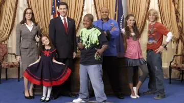 Backdrop for the TV series "Cory in the House" #1454094