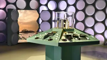 Backdrop for the TV series "Doctor Who" #1276895