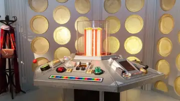 Backdrop for the TV series "Doctor Who" #1276896