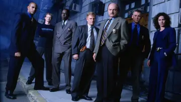 Backdrop for the TV series "NYPD Blue" #1253144