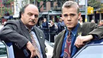 Backdrop for the TV series "NYPD Blue" #1253146