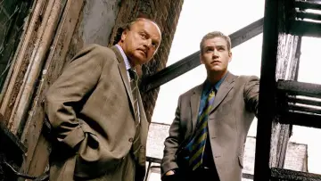 Backdrop for the TV series "NYPD Blue" #1253150