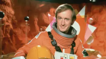Backdrop for the TV series "Space: 1999" #1377644