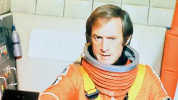 Backdrop for the TV series "Space: 1999" #1377648