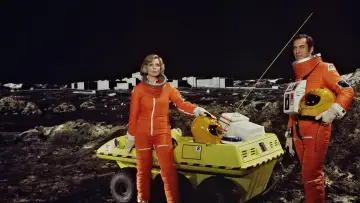 Backdrop for the TV series "Space: 1999" #1377672