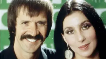 Backdrop for the TV series "The Sonny & Cher Comedy Hour" #1661230